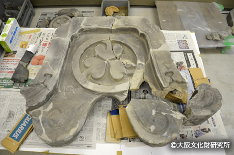発掘調査で出土した徳川期大坂城の鬼瓦